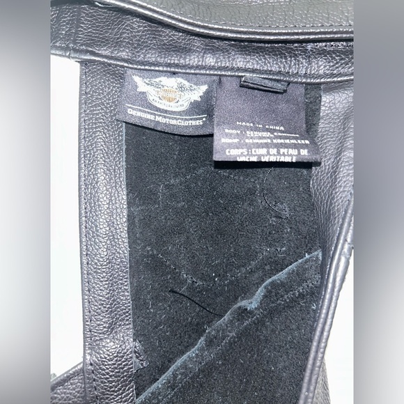 Harley-Davidson® Men's Bar & Shield Stock Leather Chaps 98090-06VM Size S EUC - Picture 8 of 16
